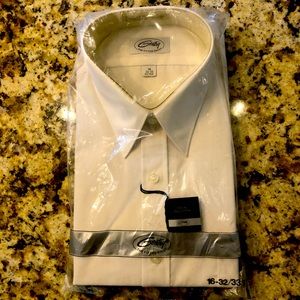 Men’s long sleeved shirt